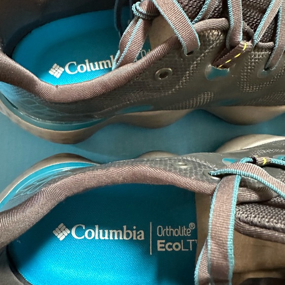 Columbia shoes - Picture 6 of 8